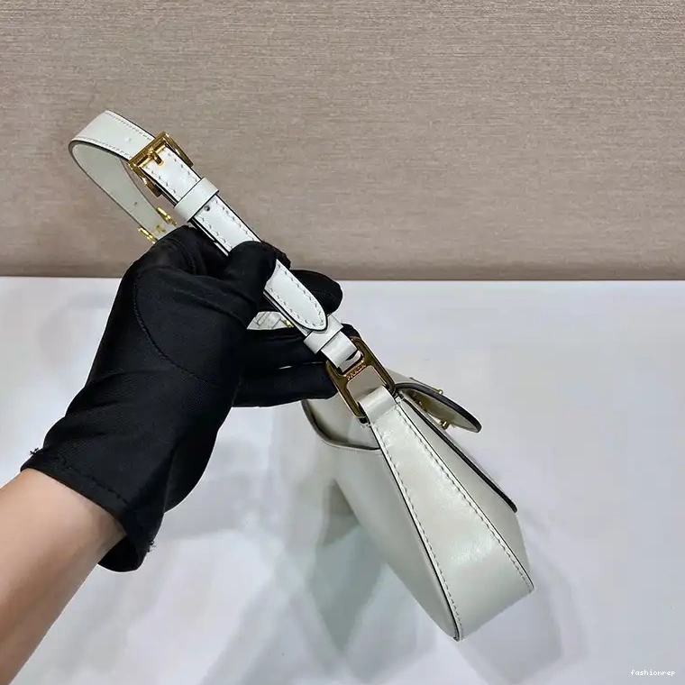 Fashionrepsfam ru 2404YA0074 Bags Prada 0708